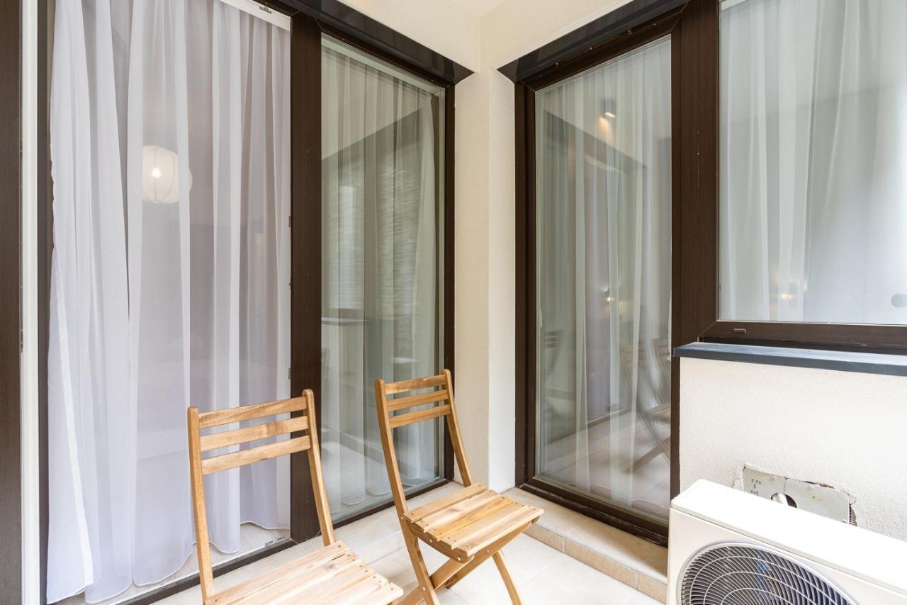 Modern & Newly Built Apartment With Private Garage Budapest Exterior foto